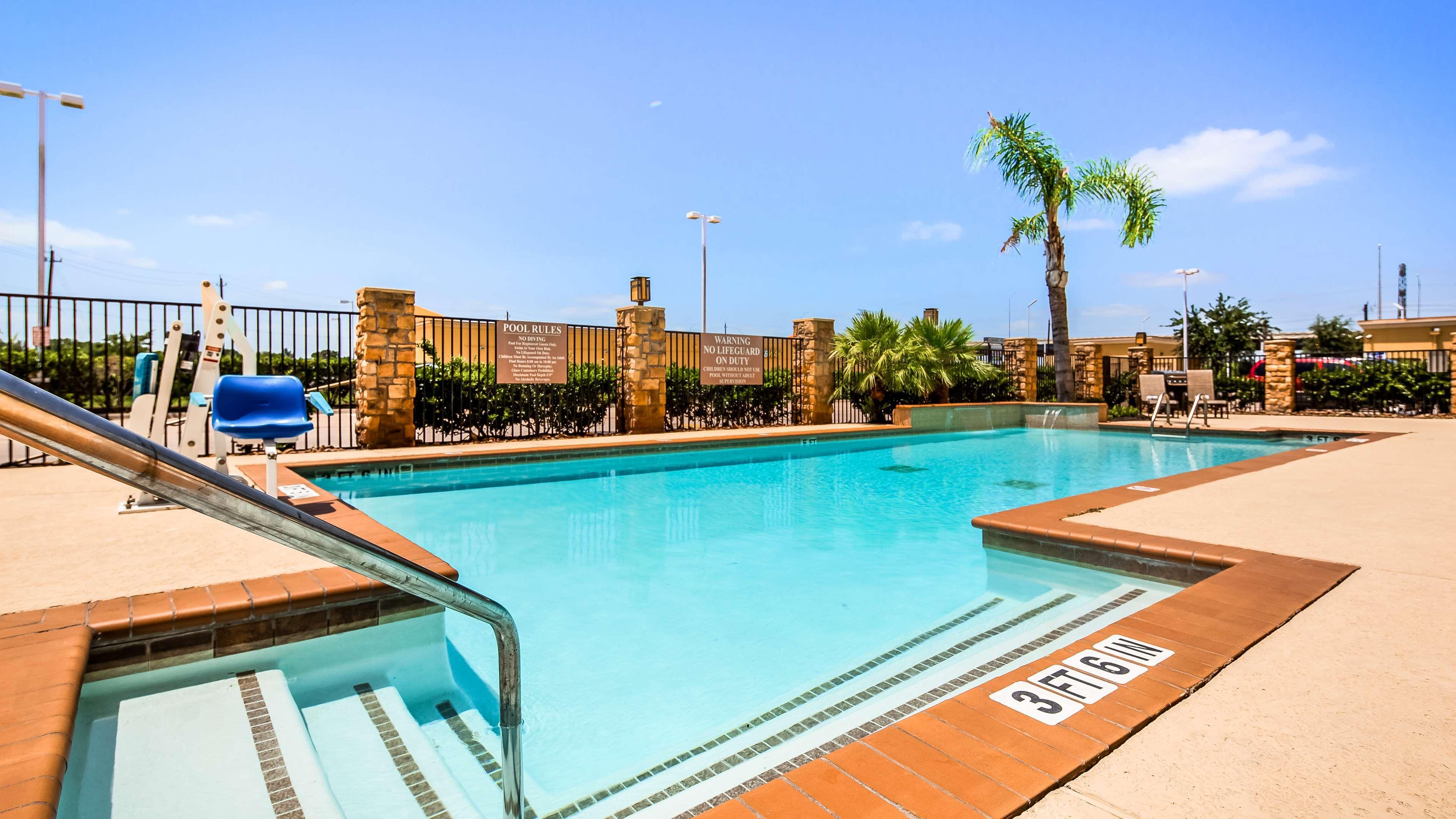 Comfort Suites Seabrook - Kemah Exterior photo