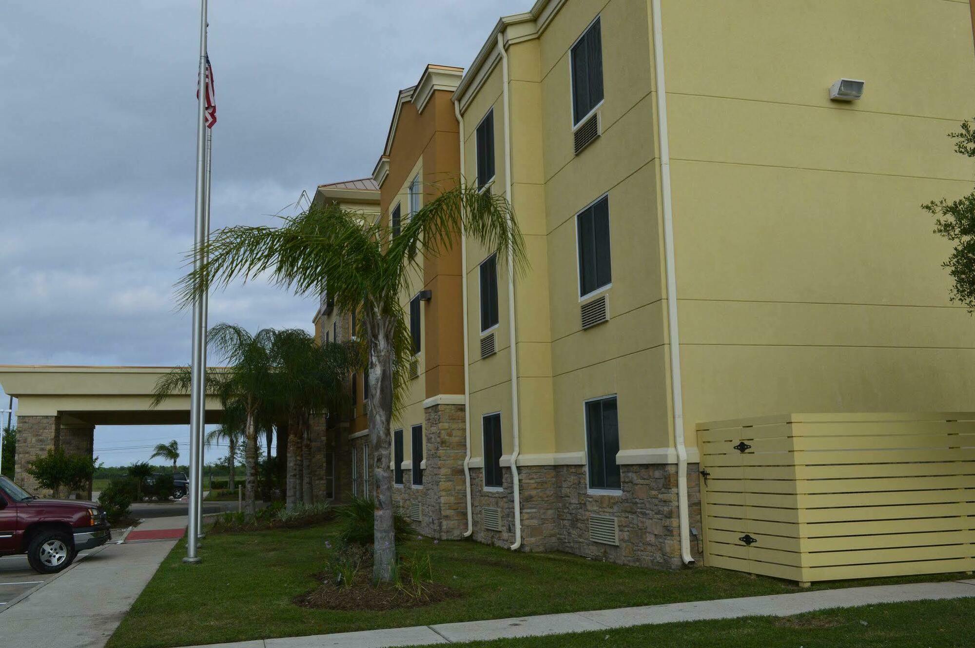 Comfort Suites Seabrook - Kemah Exterior photo
